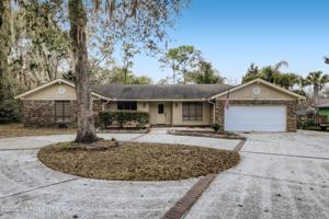 477 LAKE ASBURY DR
