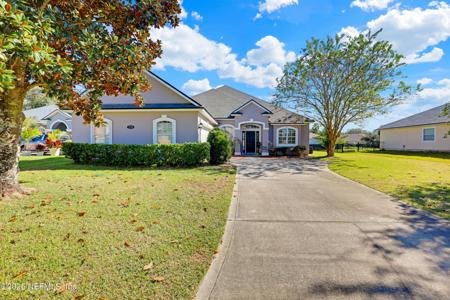 3598 VICTORIA LAKES Drive N