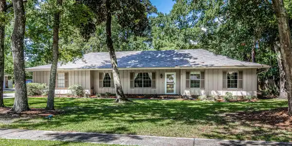 2862 ADMIRALS WALK DR W