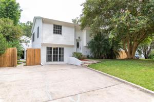 125 PARK DR