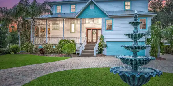 12 HAMMOCK OAK CT