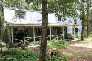 262 SWAN LAKE DR