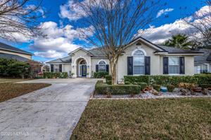 13775 VICTORIA LAKES DR