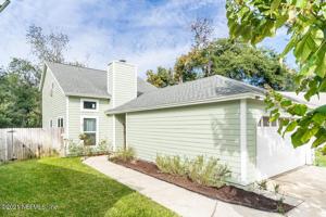 3910 VALLEY GARDEN DR W