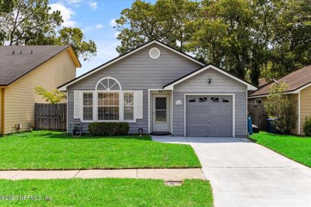 3645 CAROLINE VALE