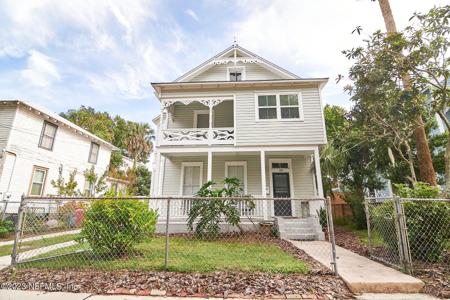 109 DE HAVEN Street