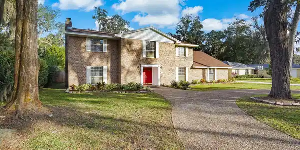 2351 EGREMONT DR