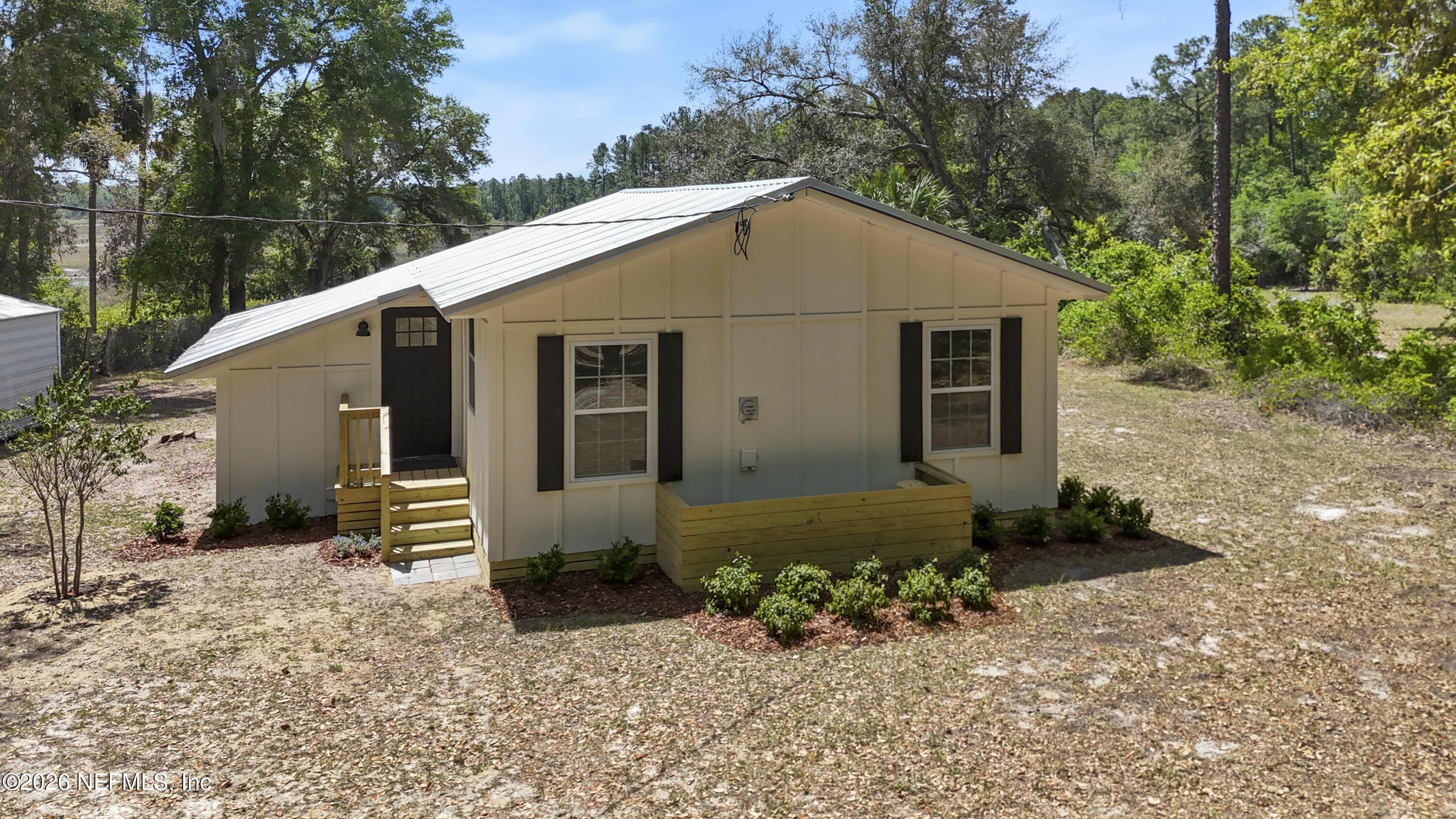 Image 1: Front