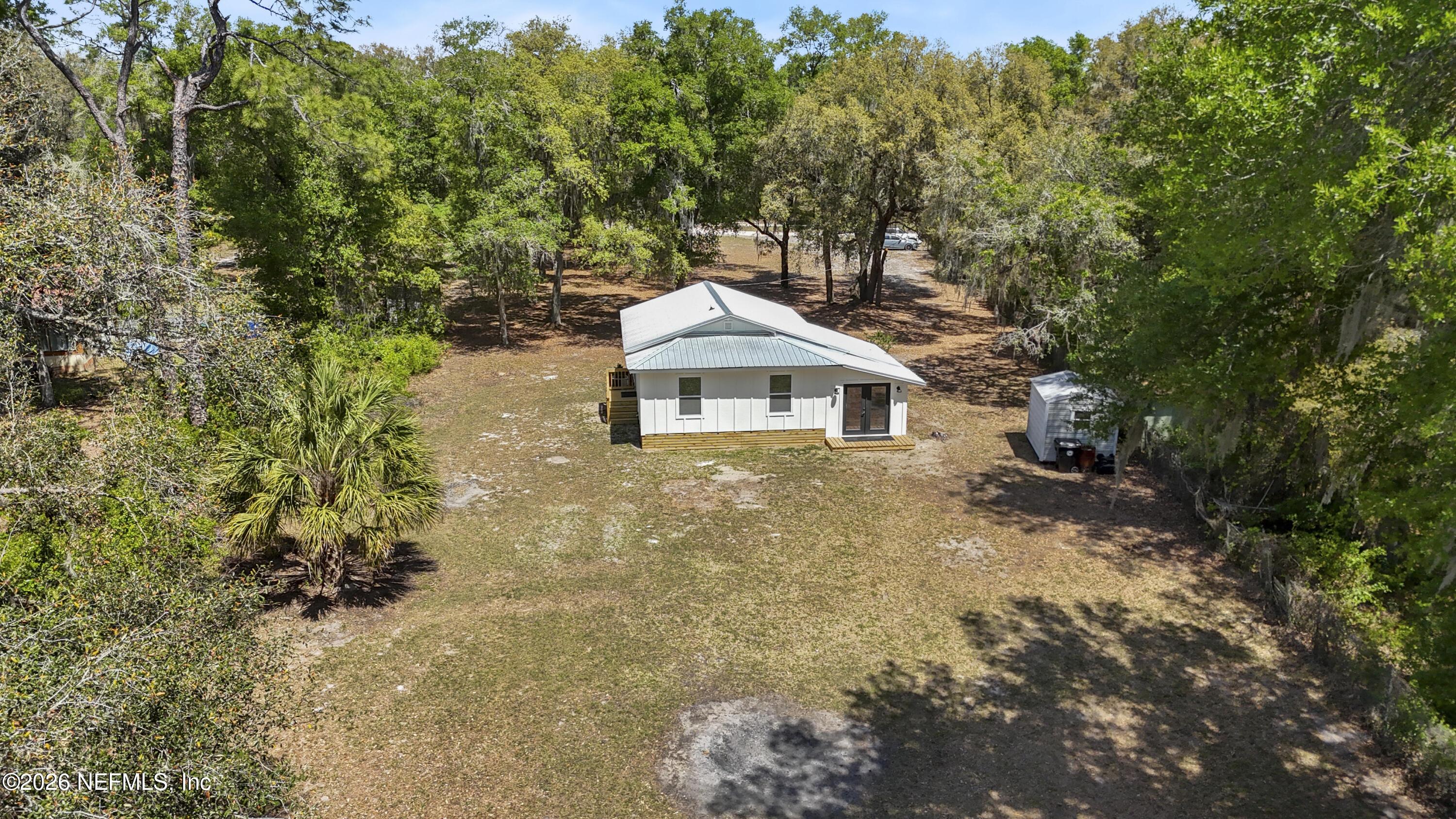 Image 3: Exterior rear1