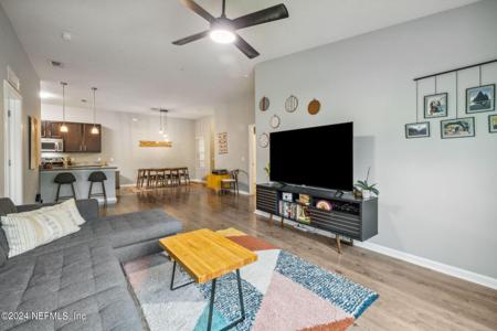 1217 GOLDEN LAKE Loop