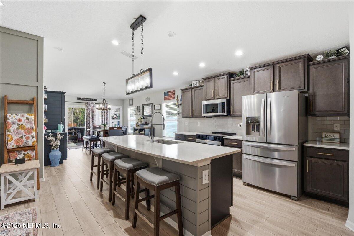 Image 2: 13-STA00187