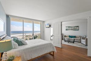 1601 OCEAN DR S