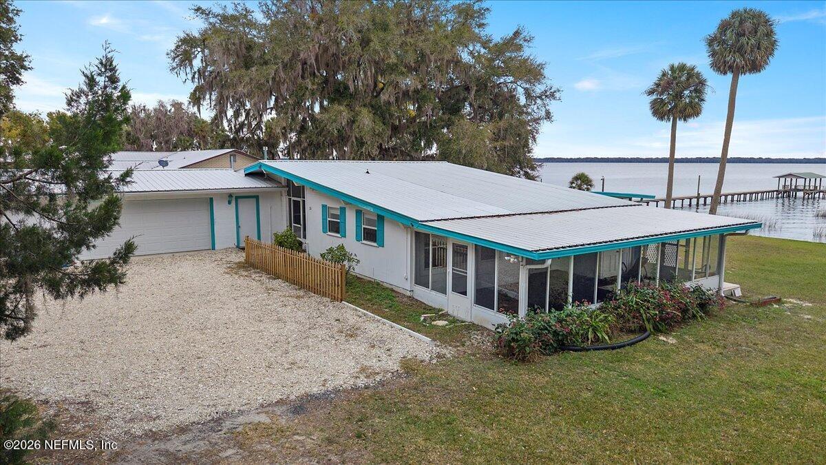 Image 3: 02-Aerial Front