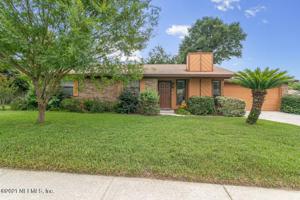 2017 BROAD OAK DR