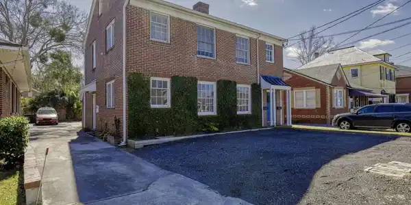 1034 RIVIERA