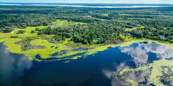 211 SILVER POND LN