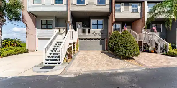 333 SCENIC POINT LN