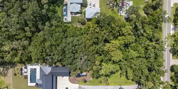 Image 3: Aerial view frontage parcel