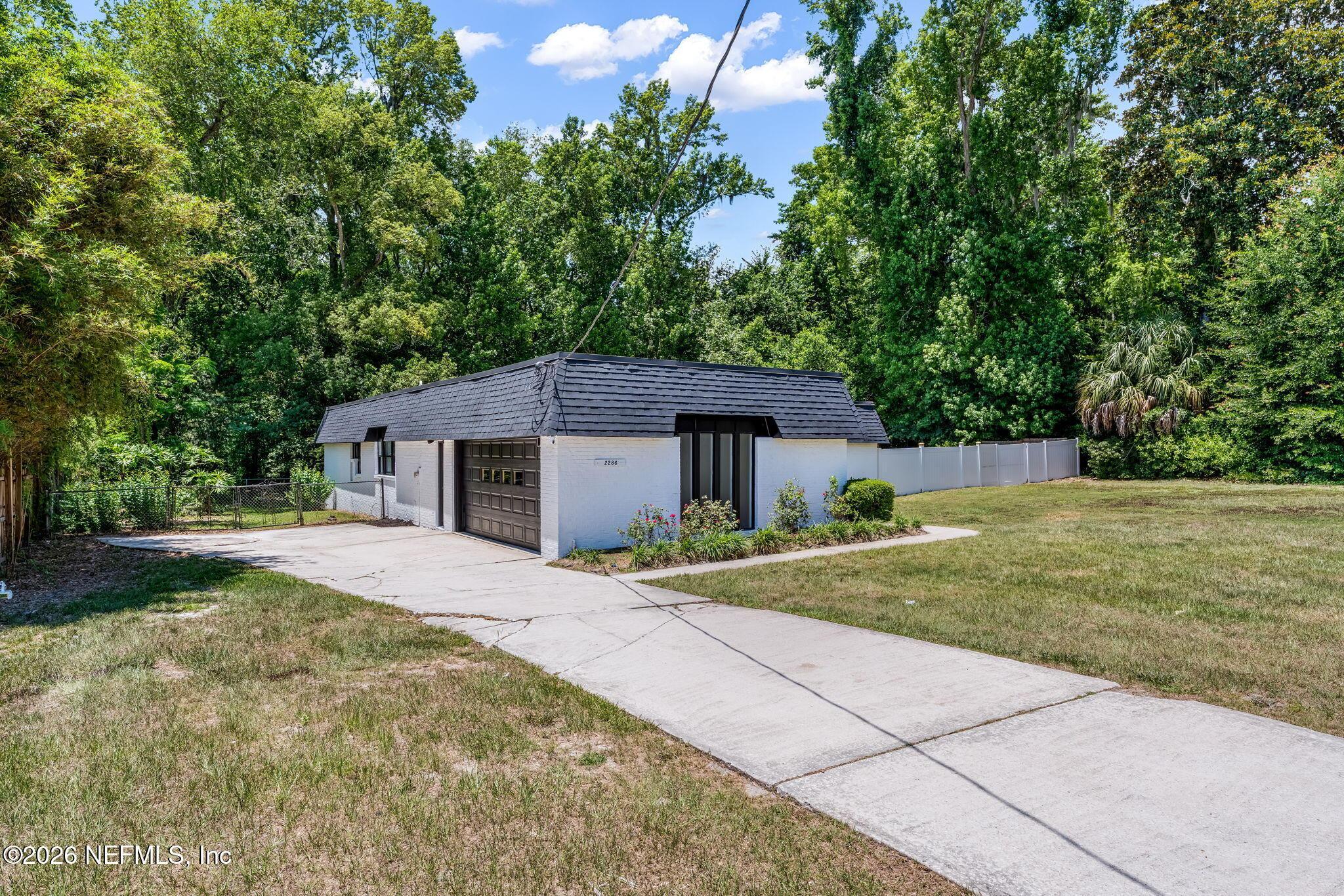 Image 4: 2-web-or-mls-Exterior
