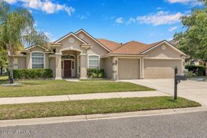 13820 FISH EAGLE DR W