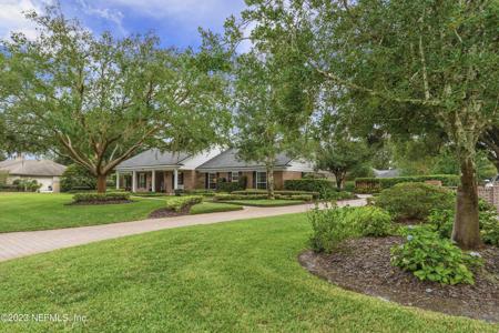 8238 WOODGROVE Road