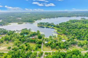 496 LAKE COMO DR
