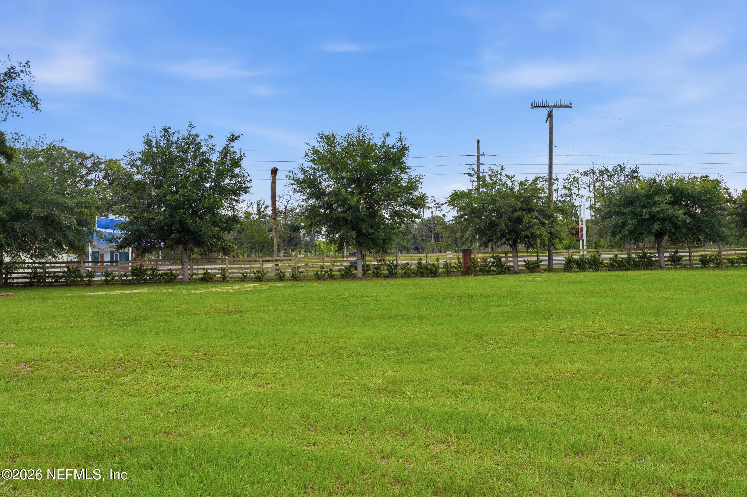 Image 4: Lot 70