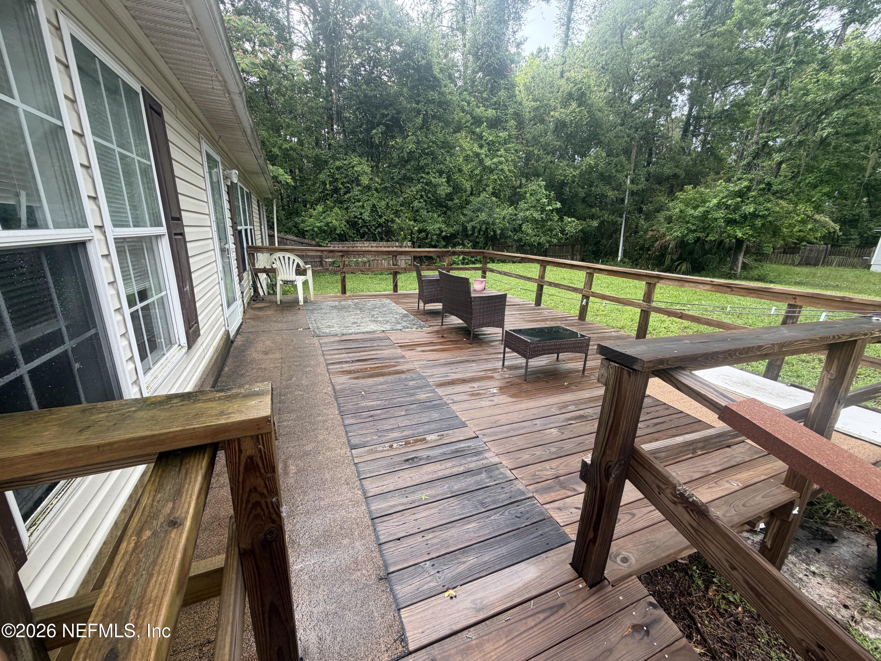 Image 4: Front Porch