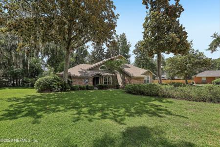 2609 BELLESHORE Court