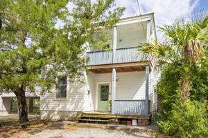 124 POMAR ST