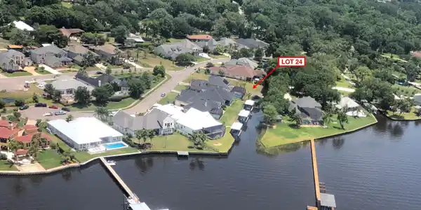 2035 CASTLE POINT CT