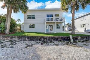 307 BAY ST