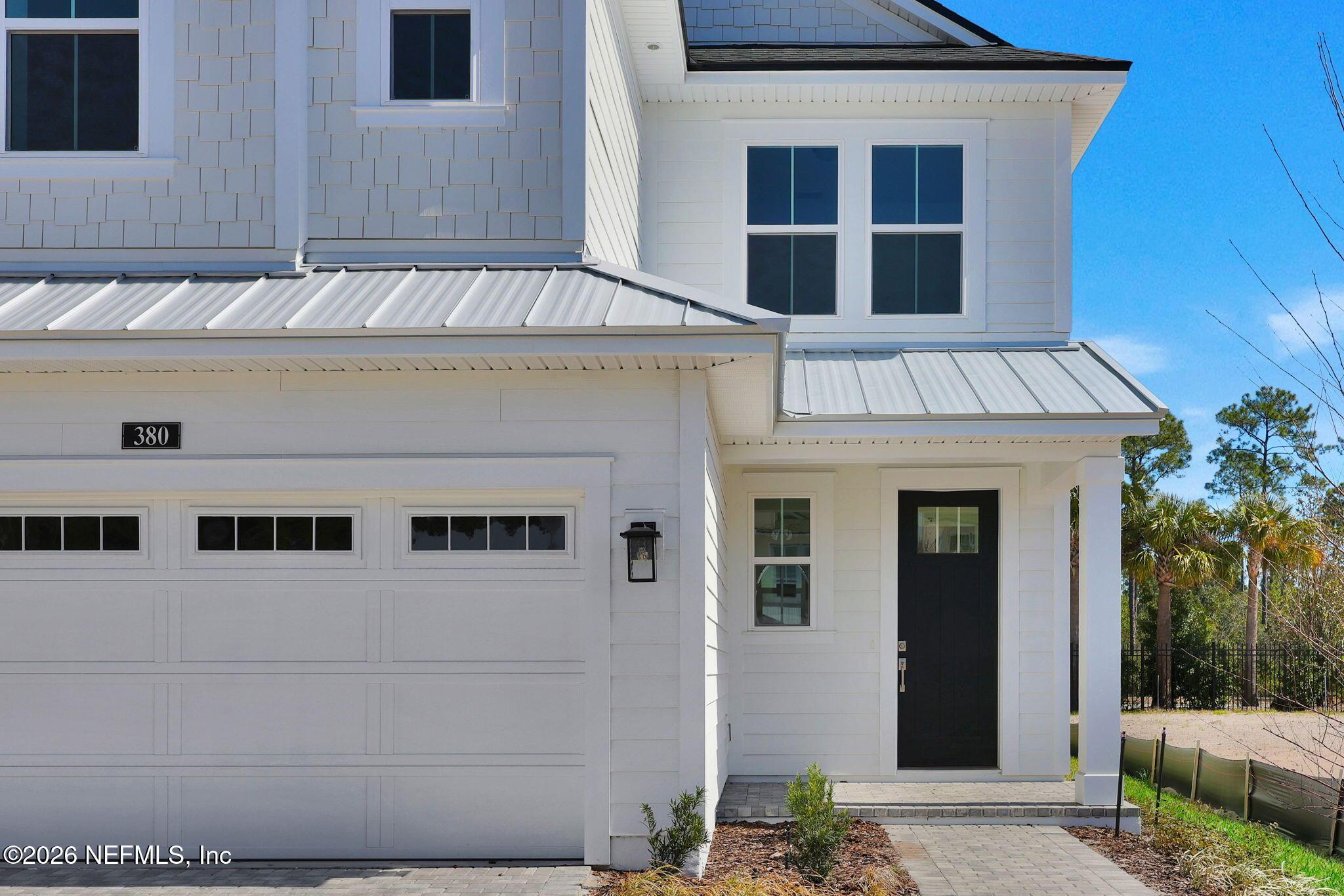 Image 4: 136-web-or-mls-380 Seamark_006