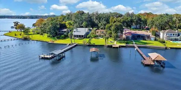 4239 MAGNOLIA RD