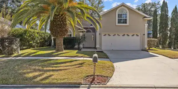 1931 HARBOR ISLAND DR