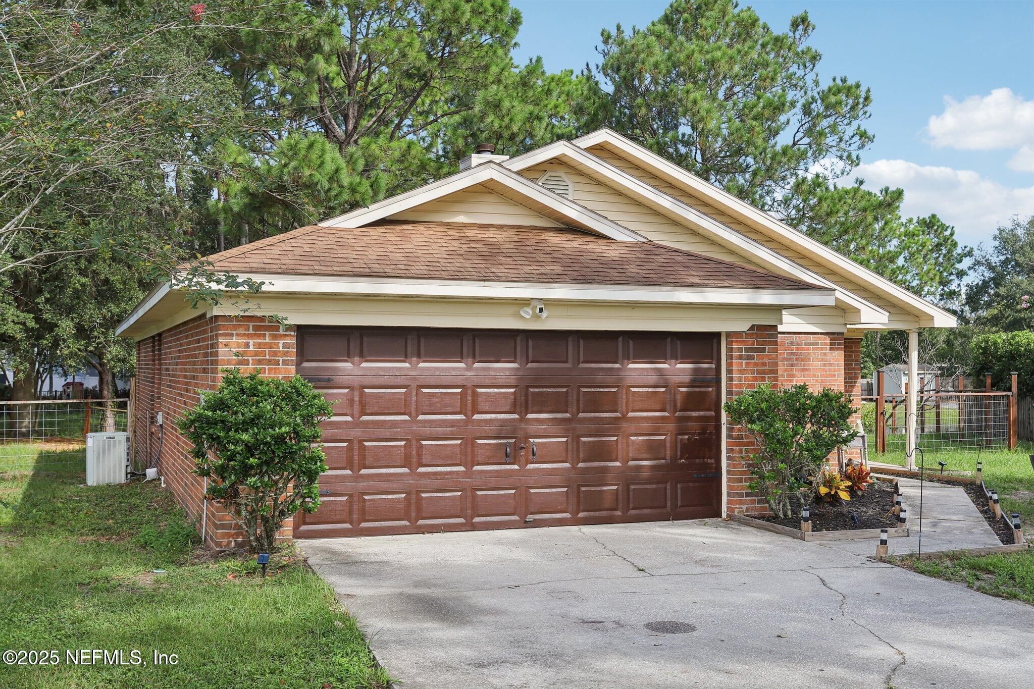 Image 2: 2-web-or-mls-Skipton Ct-S0709-002