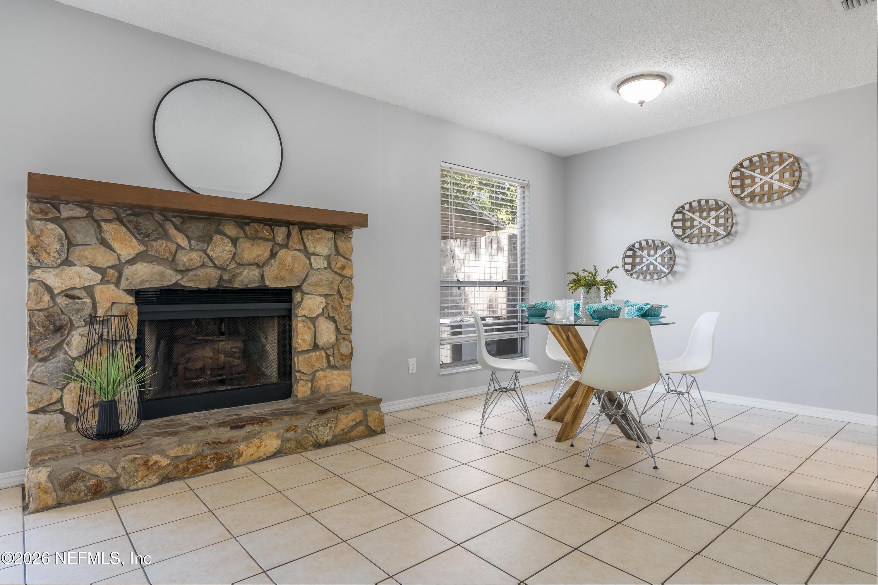 Image 3: Dining Room