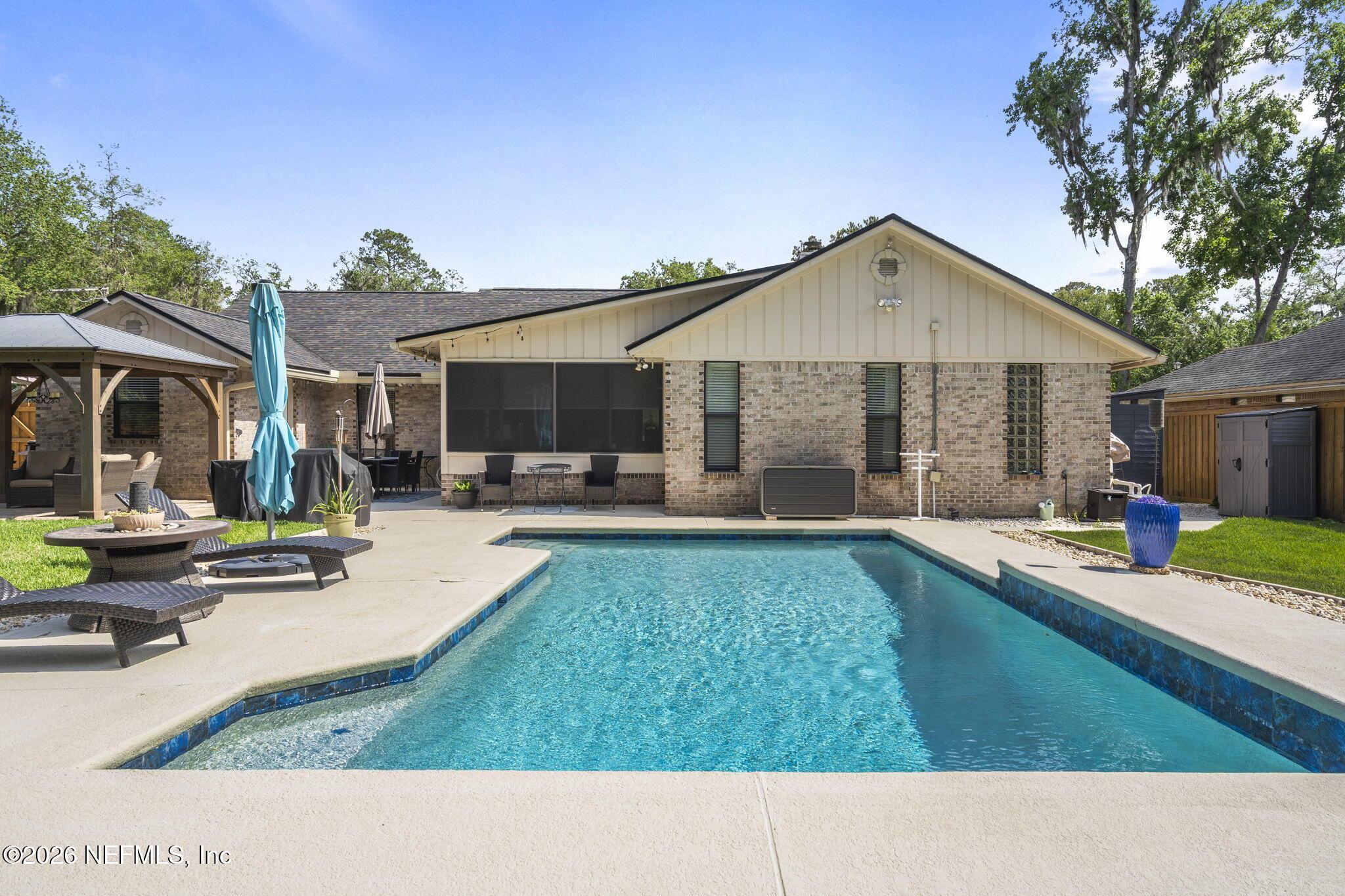 Image 1: Pool - 3093