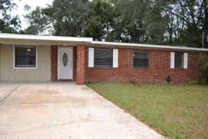 2406 LAKE LUCINA DR