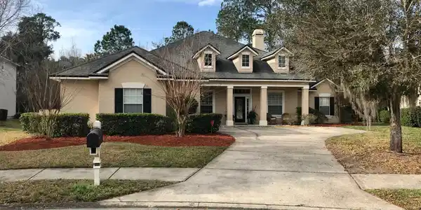2196 AUTUMN COVE CIR