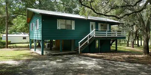 6878 BEDFORD LAKE RD