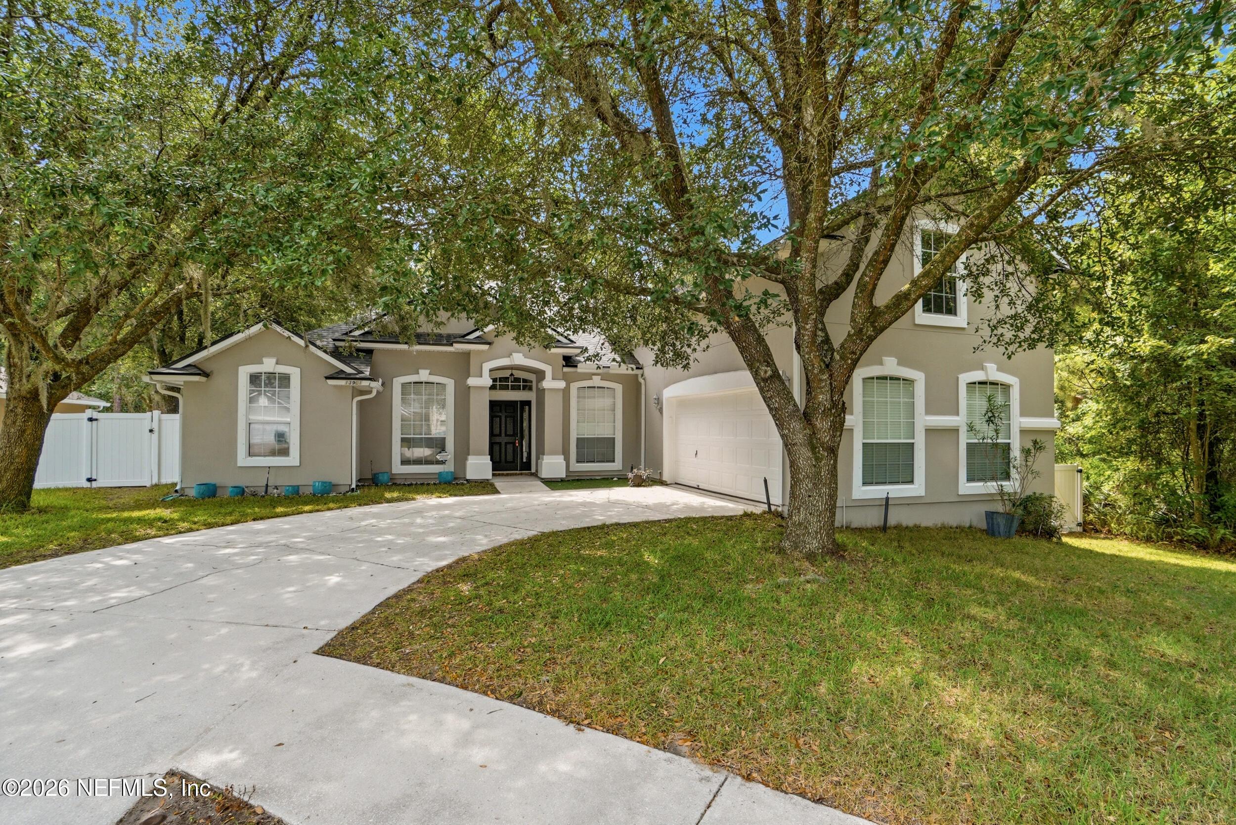Image 4: Front of Home