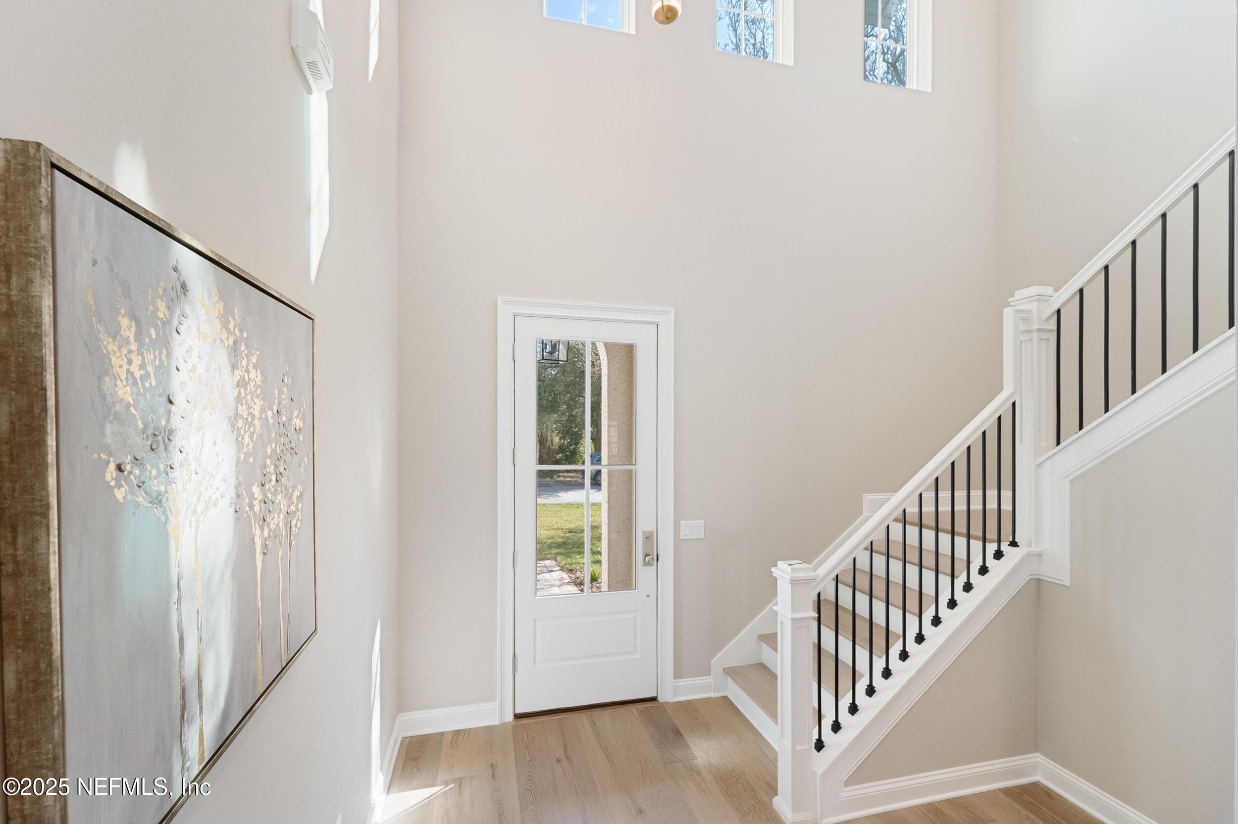 Image 4: 463 golf view cir edit-6