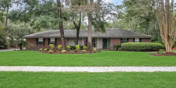 2763 ADMIRALS WALK
