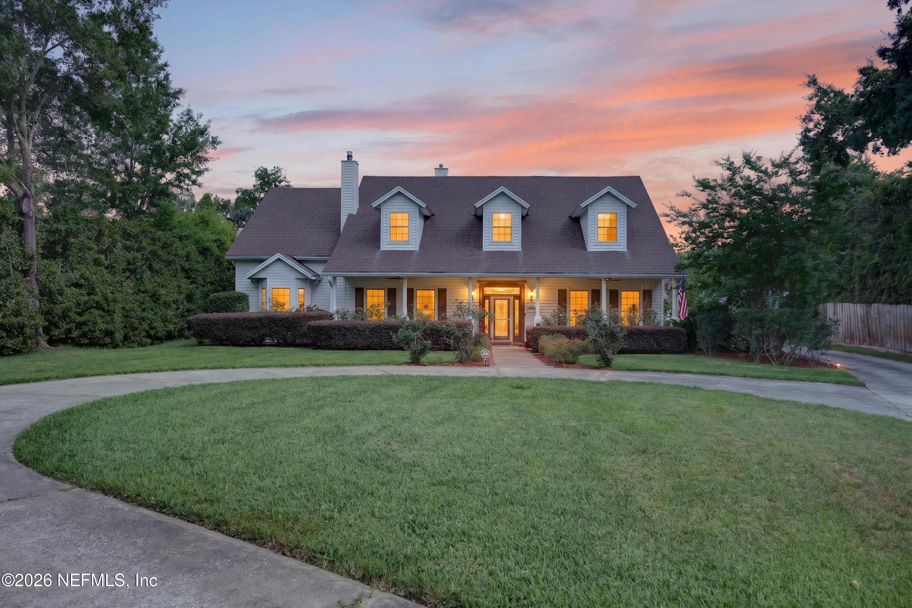 Image 4: 01-1806 Lakedge Dr-44 #twilight