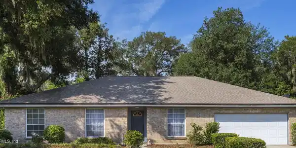 1205 SUMMERFIELD Court