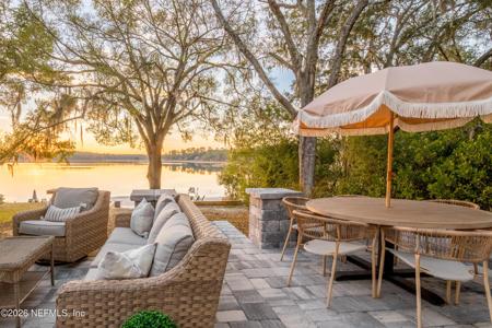 6698 CRYSTAL LAKE Road