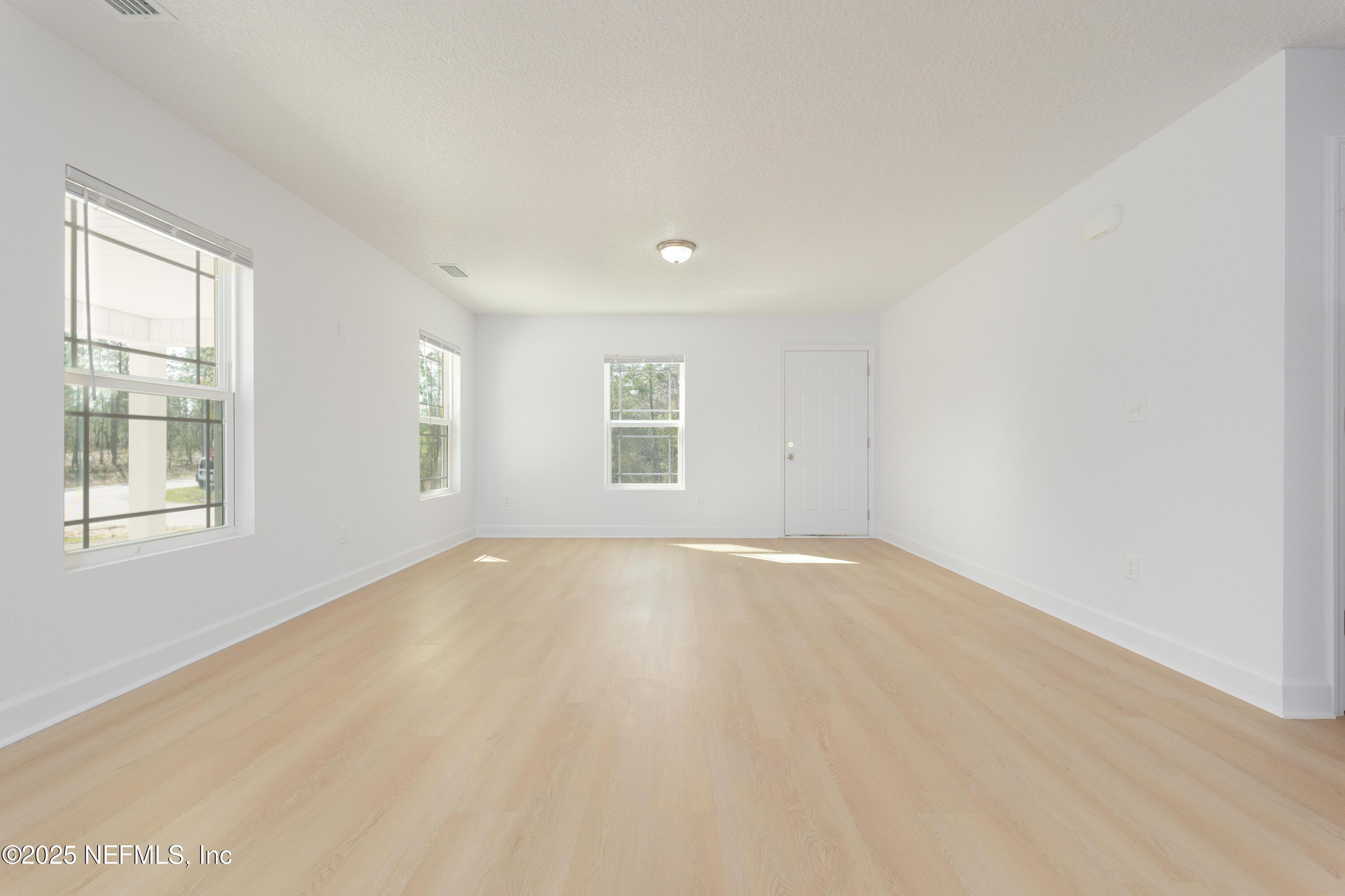 Image 2: 7201DukeStKeystoneHeightsFL-1