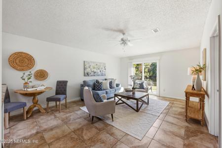 7534 INTERNATIONAL VILLAGE Drive