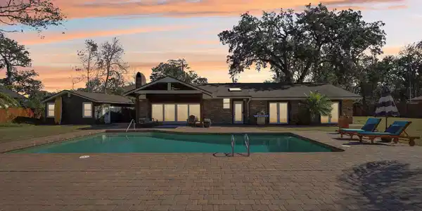 3148 BROOKS Road